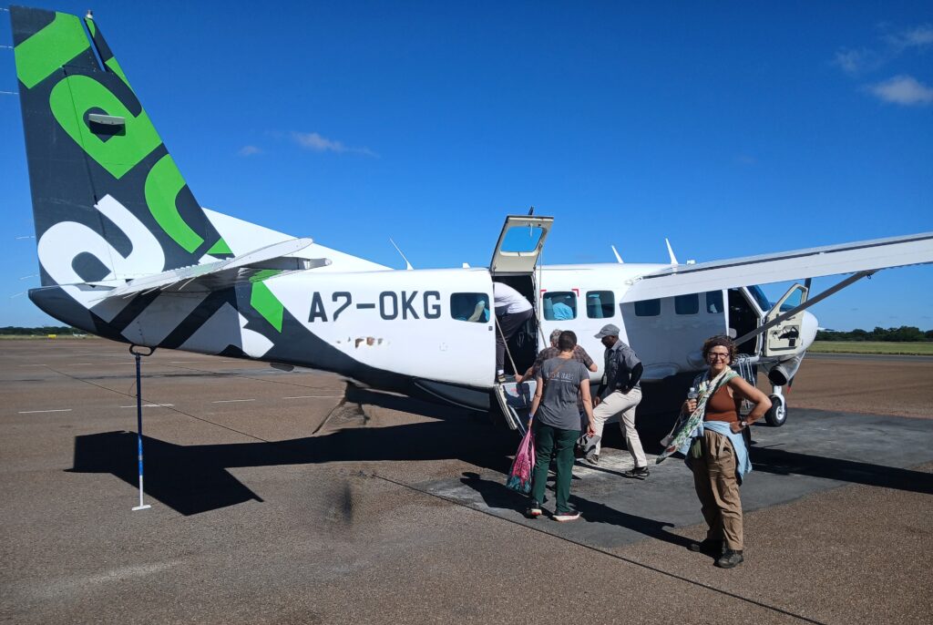 Met vliegtuig naar de Okavango