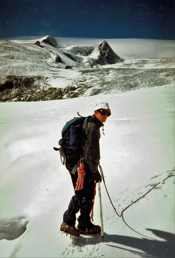 Maarten op weg naar de Grossvenediger 02-09-1992 - op de achtegrond de Hoher Zaun en Schwartze Wand 1992
